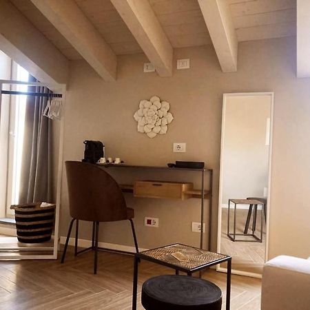 Gatto Bianco Rooms 42 Bérgamo Exterior foto